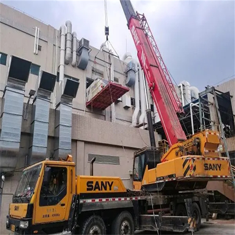 西沙租赁大型汽车吊，助力工程项目高效进行