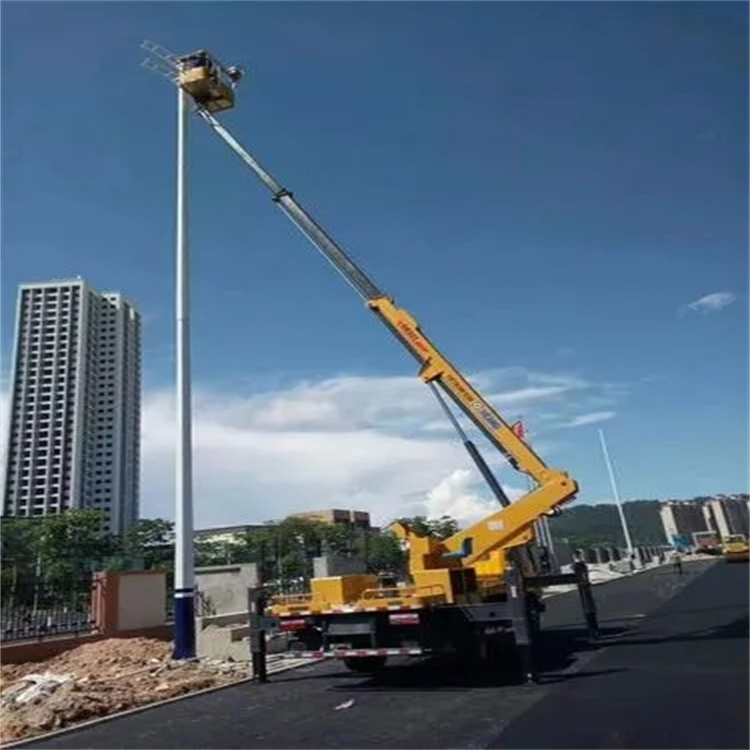 西沙维修路灯的曲臂升降车出租