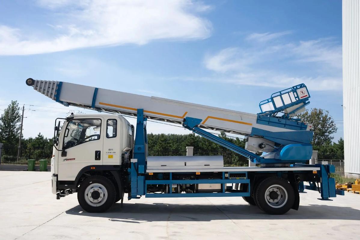 西沙云梯上料车租赁费用