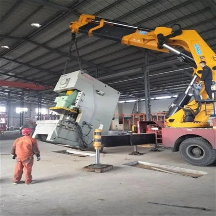 西沙80吨折臂吊车出租附近电话